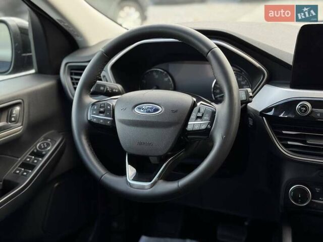 Чорний Форд Ескейп, об'ємом двигуна 2 л та пробігом 31 тис. км за 22900 $, фото 51 на Automoto.ua