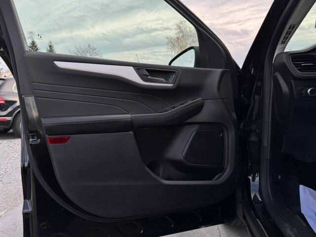 Чорний Форд Ескейп, об'ємом двигуна 2.5 л та пробігом 31 тис. км за 22900 $, фото 11 на Automoto.ua