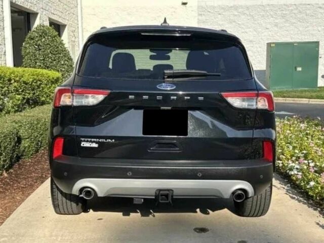 Черный Форд Эскейп, объемом двигателя 2 л и пробегом 71 тыс. км за 12300 $, фото 2 на Automoto.ua