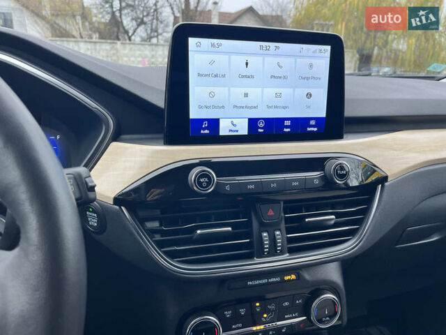 Черный Форд Эскейп, объемом двигателя 2 л и пробегом 42 тыс. км за 20000 $, фото 38 на Automoto.ua