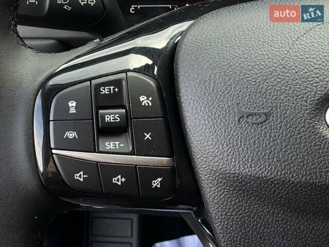 Чорний Форд Ескейп, об'ємом двигуна 2 л та пробігом 31 тис. км за 22900 $, фото 28 на Automoto.ua