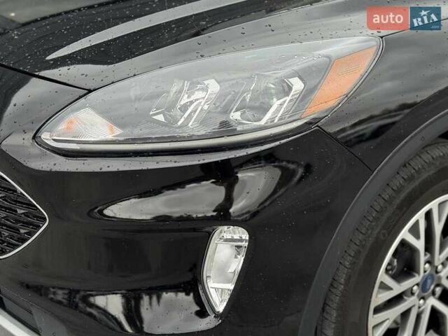 Черный Форд Эскейп, объемом двигателя 0 л и пробегом 52 тыс. км за 17900 $, фото 13 на Automoto.ua