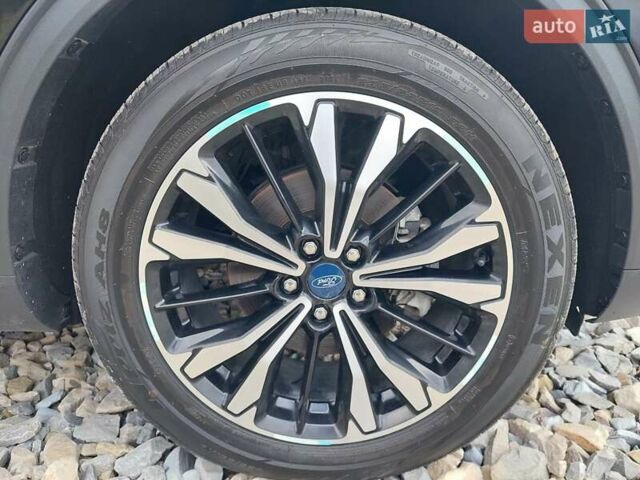 Черный Форд Эскейп, объемом двигателя 2.5 л и пробегом 95 тыс. км за 22500 $, фото 22 на Automoto.ua