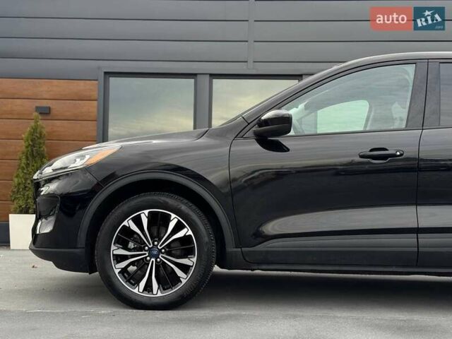 Чорний Форд Ескейп, об'ємом двигуна 2 л та пробігом 31 тис. км за 22900 $, фото 6 на Automoto.ua
