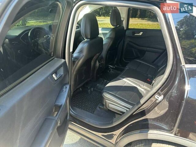 Черный Форд Эскейп, объемом двигателя 0 л и пробегом 82 тыс. км за 17999 $, фото 11 на Automoto.ua