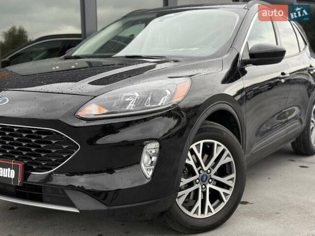 Черный Форд Эскейп, объемом двигателя 0 л и пробегом 52 тыс. км за 17900 $, фото 2 на Automoto.ua