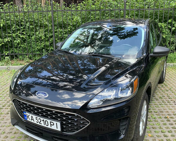 Черный Форд Эскейп, объемом двигателя 2.49 л и пробегом 70 тыс. км за 20900 $, фото 1 на Automoto.ua