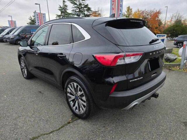 Черный Форд Эскейп, объемом двигателя 2 л и пробегом 31 тыс. км за 7400 $, фото 1 на Automoto.ua