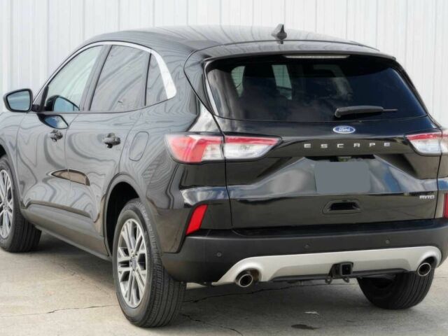 Чорний Форд Ескейп, об'ємом двигуна 2 л та пробігом 29 тис. км за 13700 $, фото 5 на Automoto.ua