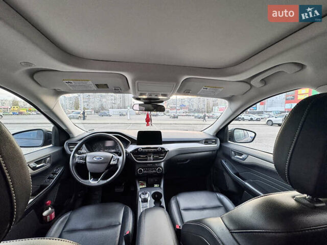 Черный Форд Эскейп, объемом двигателя 0 л и пробегом 90 тыс. км за 19500 $, фото 9 на Automoto.ua