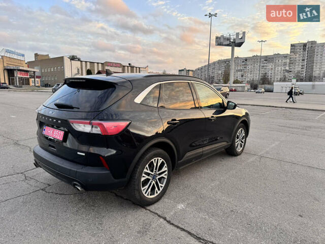 Черный Форд Эскейп, объемом двигателя 0 л и пробегом 90 тыс. км за 19500 $, фото 4 на Automoto.ua