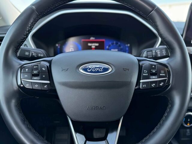 Чорний Форд Ескейп, об'ємом двигуна 2 л та пробігом 18 тис. км за 17350 $, фото 10 на Automoto.ua