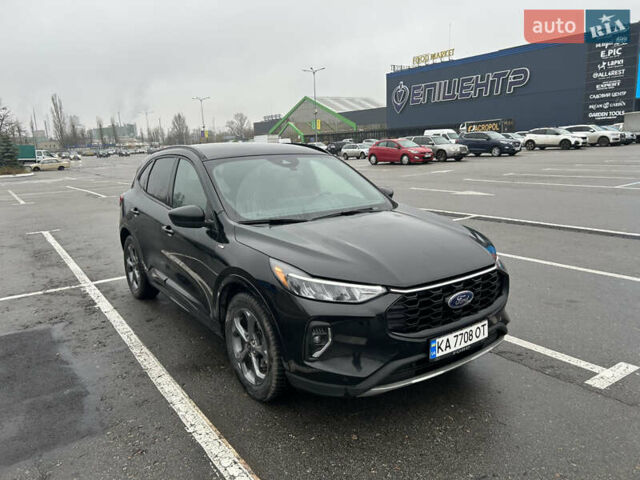 Черный Форд Эскейп, объемом двигателя 1.5 л и пробегом 30 тыс. км за 24000 $, фото 1 на Automoto.ua
