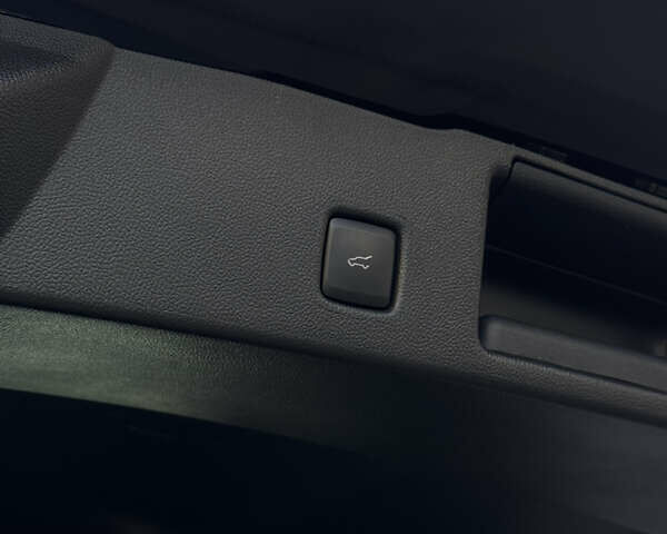 Черный Форд Эскейп, объемом двигателя 1.5 л и пробегом 7 тыс. км за 23900 $, фото 68 на Automoto.ua