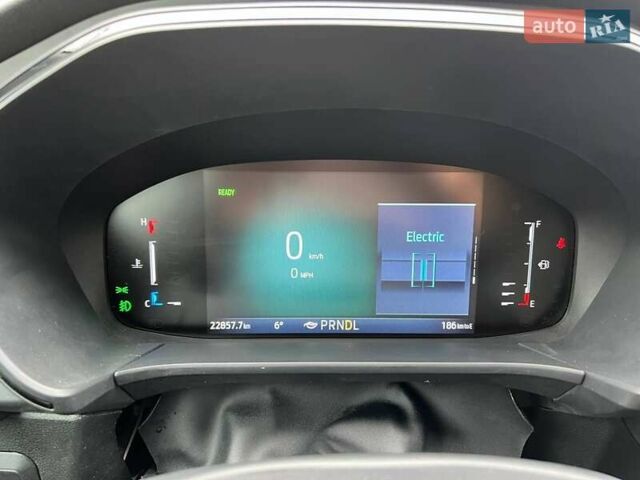 Черный Форд Эскейп, объемом двигателя 2.5 л и пробегом 22 тыс. км за 25000 $, фото 27 на Automoto.ua