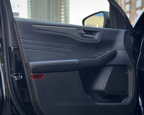 Черный Форд Эскейп, объемом двигателя 1.5 л и пробегом 7 тыс. км за 23900 $, фото 24 на Automoto.ua