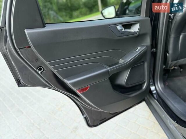 Черный Форд Эскейп, объемом двигателя 1.5 л и пробегом 19 тыс. км за 20500 $, фото 83 на Automoto.ua