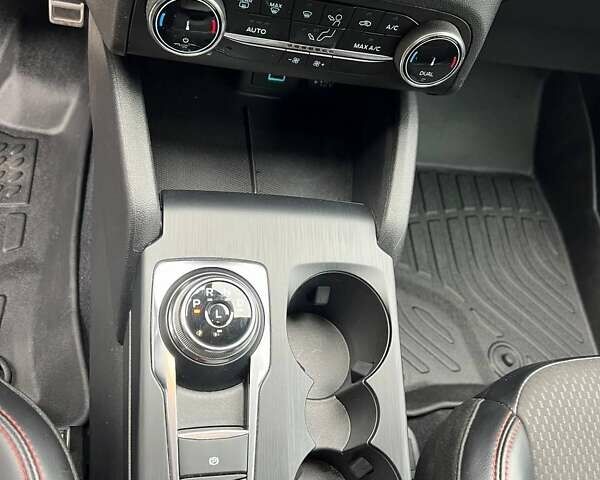 Черный Форд Эскейп, объемом двигателя 2.5 л и пробегом 22 тыс. км за 25000 $, фото 25 на Automoto.ua