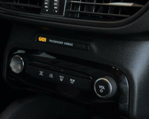 Черный Форд Эскейп, объемом двигателя 1.5 л и пробегом 33 тыс. км за 21800 $, фото 23 на Automoto.ua