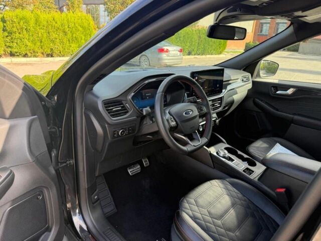 Черный Форд Эскейп, объемом двигателя 2.5 л и пробегом 40 тыс. км за 14200 $, фото 6 на Automoto.ua