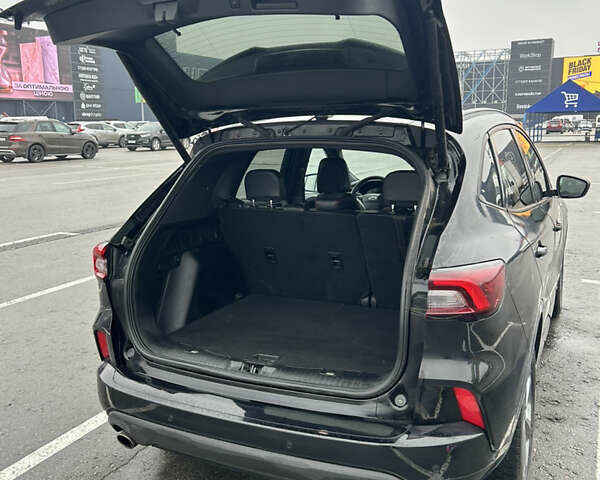 Черный Форд Эскейп, объемом двигателя 1.5 л и пробегом 30 тыс. км за 24000 $, фото 16 на Automoto.ua