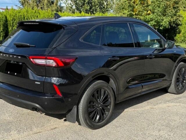 Черный Форд Эскейп, объемом двигателя 2.5 л и пробегом 40 тыс. км за 14200 $, фото 4 на Automoto.ua