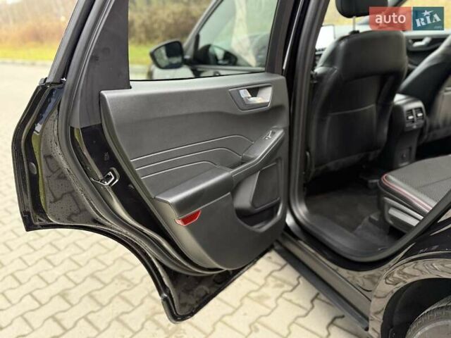 Черный Форд Эскейп, объемом двигателя 1.5 л и пробегом 19 тыс. км за 20999 $, фото 72 на Automoto.ua