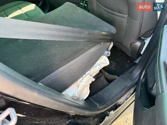 Чорний Форд Ескейп, об'ємом двигуна 1.5 л та пробігом 18 тис. км за 8400 $, фото 9 на Automoto.ua