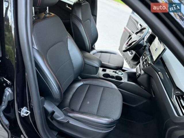 Черный Форд Эскейп, объемом двигателя 1.5 л и пробегом 19 тыс. км за 20500 $, фото 82 на Automoto.ua