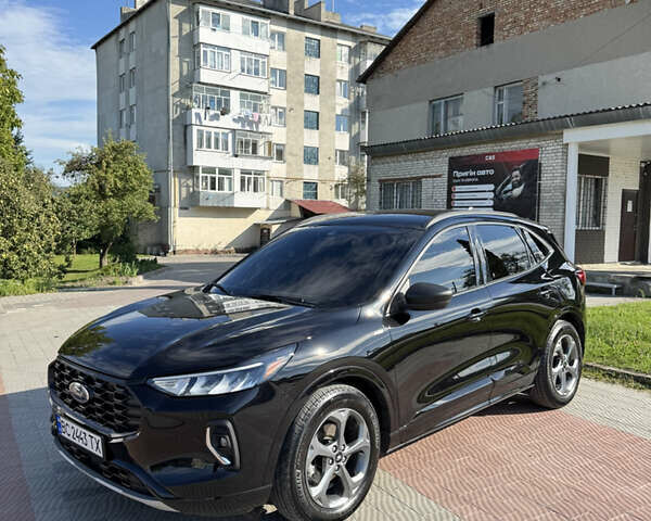 Черный Форд Эскейп, объемом двигателя 1.5 л и пробегом 30 тыс. км за 22400 $, фото 3 на Automoto.ua