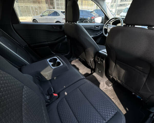 Черный Форд Эскейп, объемом двигателя 1.5 л и пробегом 7 тыс. км за 23900 $, фото 63 на Automoto.ua