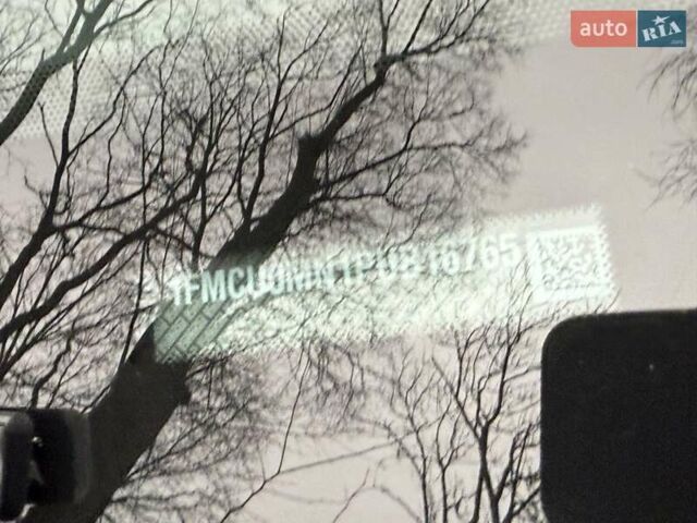 Черный Форд Эскейп, объемом двигателя 1.5 л и пробегом 19 тыс. км за 20999 $, фото 39 на Automoto.ua