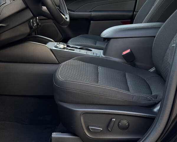 Черный Форд Эскейп, объемом двигателя 1.5 л и пробегом 7 тыс. км за 23900 $, фото 29 на Automoto.ua