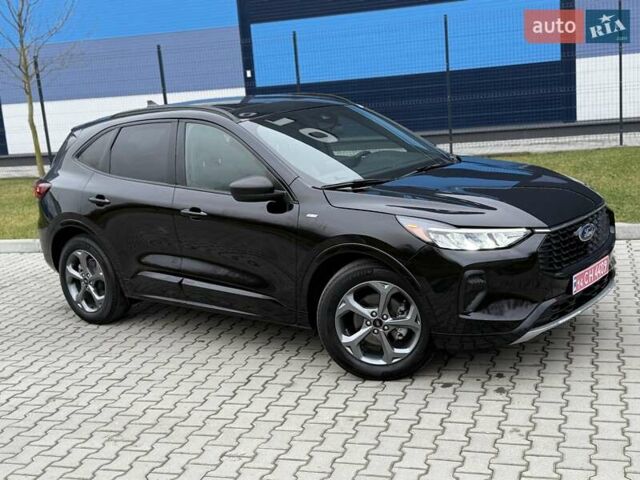 Черный Форд Эскейп, объемом двигателя 1.5 л и пробегом 19 тыс. км за 20999 $, фото 11 на Automoto.ua