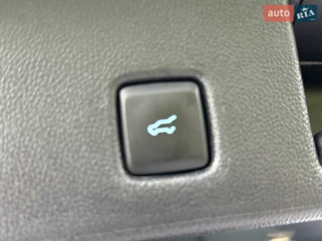 Черный Форд Эскейп, объемом двигателя 1.5 л и пробегом 19 тыс. км за 20500 $, фото 57 на Automoto.ua