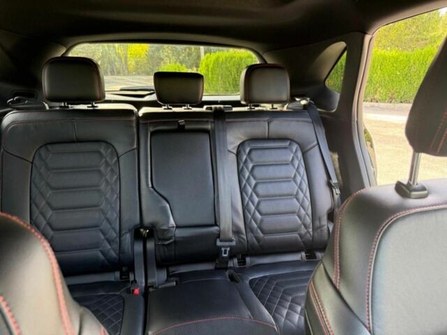 Черный Форд Эскейп, объемом двигателя 2.5 л и пробегом 40 тыс. км за 14200 $, фото 8 на Automoto.ua