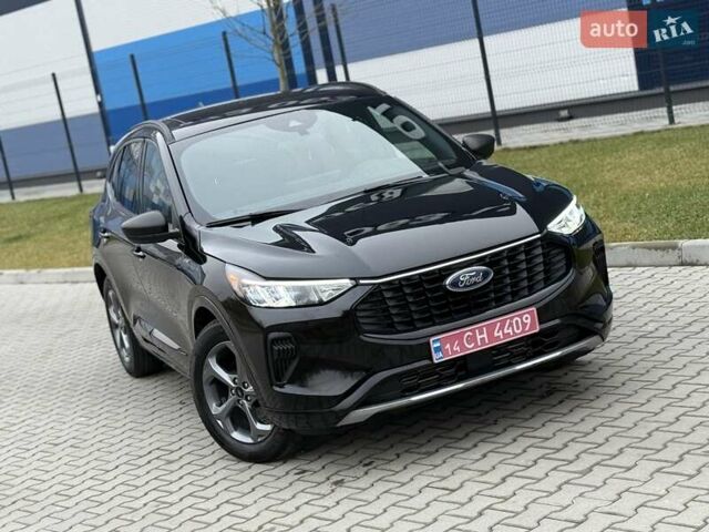 Черный Форд Эскейп, объемом двигателя 1.5 л и пробегом 19 тыс. км за 20999 $, фото 3 на Automoto.ua