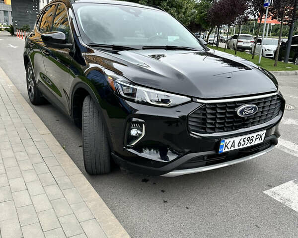 Черный Форд Эскейп, объемом двигателя 2.5 л и пробегом 24 тыс. км за 27900 $, фото 5 на Automoto.ua