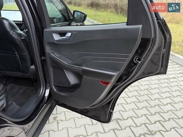 Черный Форд Эскейп, объемом двигателя 1.5 л и пробегом 19 тыс. км за 20999 $, фото 78 на Automoto.ua