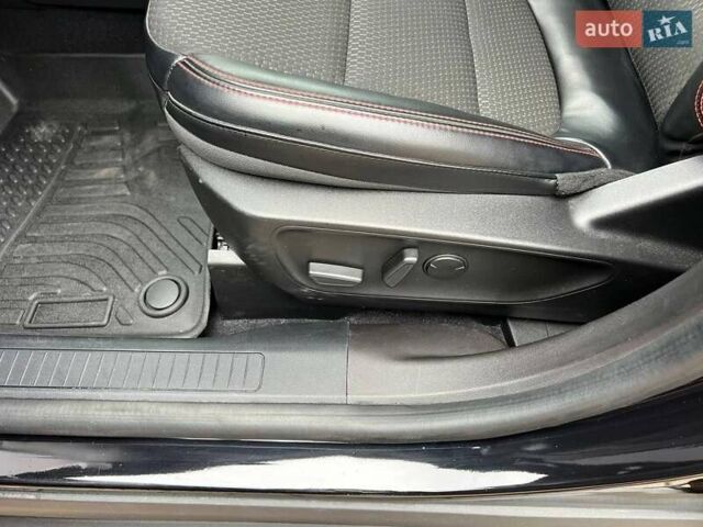 Черный Форд Эскейп, объемом двигателя 2.5 л и пробегом 22 тыс. км за 25000 $, фото 12 на Automoto.ua