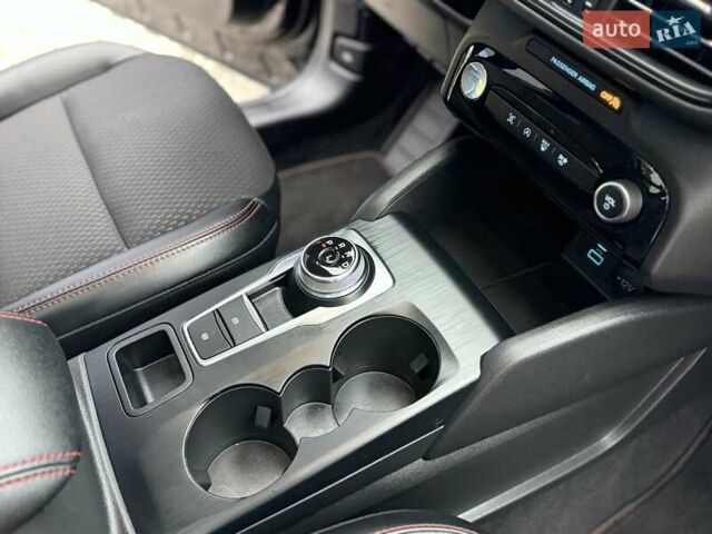 Черный Форд Эскейп, объемом двигателя 1.5 л и пробегом 19 тыс. км за 20999 $, фото 66 на Automoto.ua