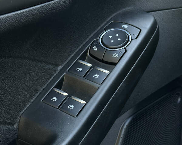 Черный Форд Эскейп, объемом двигателя 1.5 л и пробегом 7 тыс. км за 23900 $, фото 25 на Automoto.ua