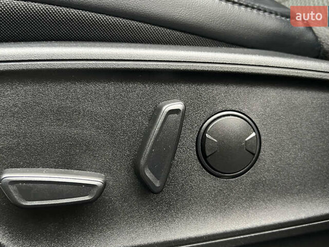 Чорний Форд Ескейп, об'ємом двигуна 2.5 л та пробігом 48 тис. км за 25800 $, фото 18 на Automoto.ua