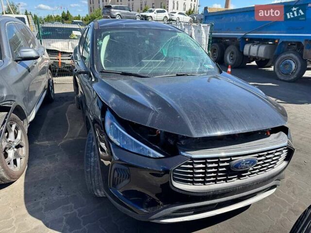 Чорний Форд Ескейп, об'ємом двигуна 1.5 л та пробігом 18 тис. км за 8400 $, фото 4 на Automoto.ua