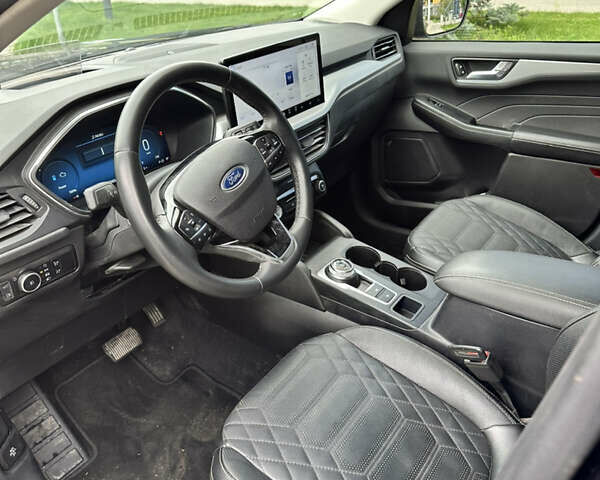 Черный Форд Эскейп, объемом двигателя 2.5 л и пробегом 24 тыс. км за 27900 $, фото 6 на Automoto.ua