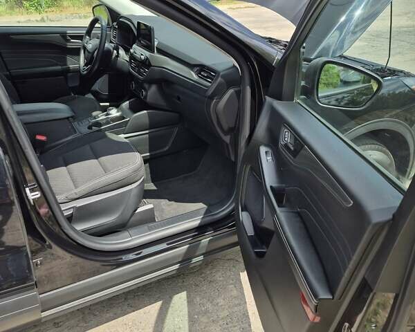 Черный Форд Эскейп, объемом двигателя 1.5 л и пробегом 8 тыс. км за 21900 $, фото 15 на Automoto.ua