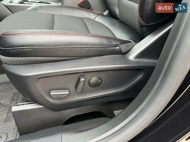 Черный Форд Эскейп, объемом двигателя 1.5 л и пробегом 10 тыс. км за 23900 $, фото 48 на Automoto.ua