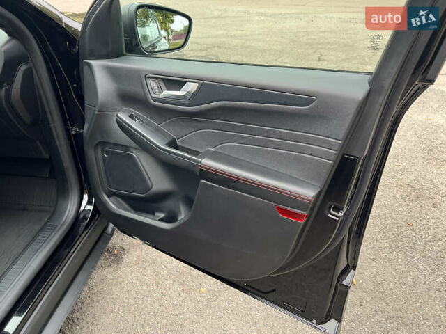 Черный Форд Эскейп, объемом двигателя 1.5 л и пробегом 10 тыс. км за 23900 $, фото 45 на Automoto.ua