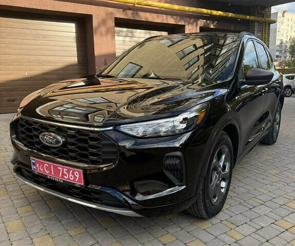 Черный Форд Эскейп, объемом двигателя 2.5 л и пробегом 14 тыс. км за 27500 $, фото 3 на Automoto.ua