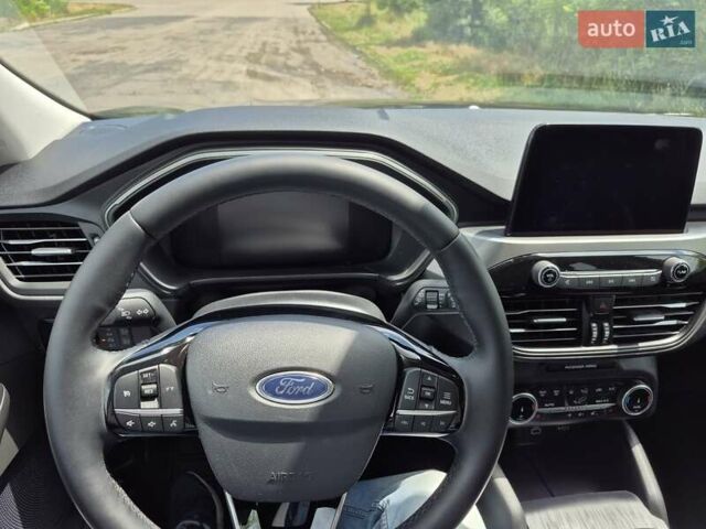 Черный Форд Эскейп, объемом двигателя 1.5 л и пробегом 8 тыс. км за 21900 $, фото 19 на Automoto.ua